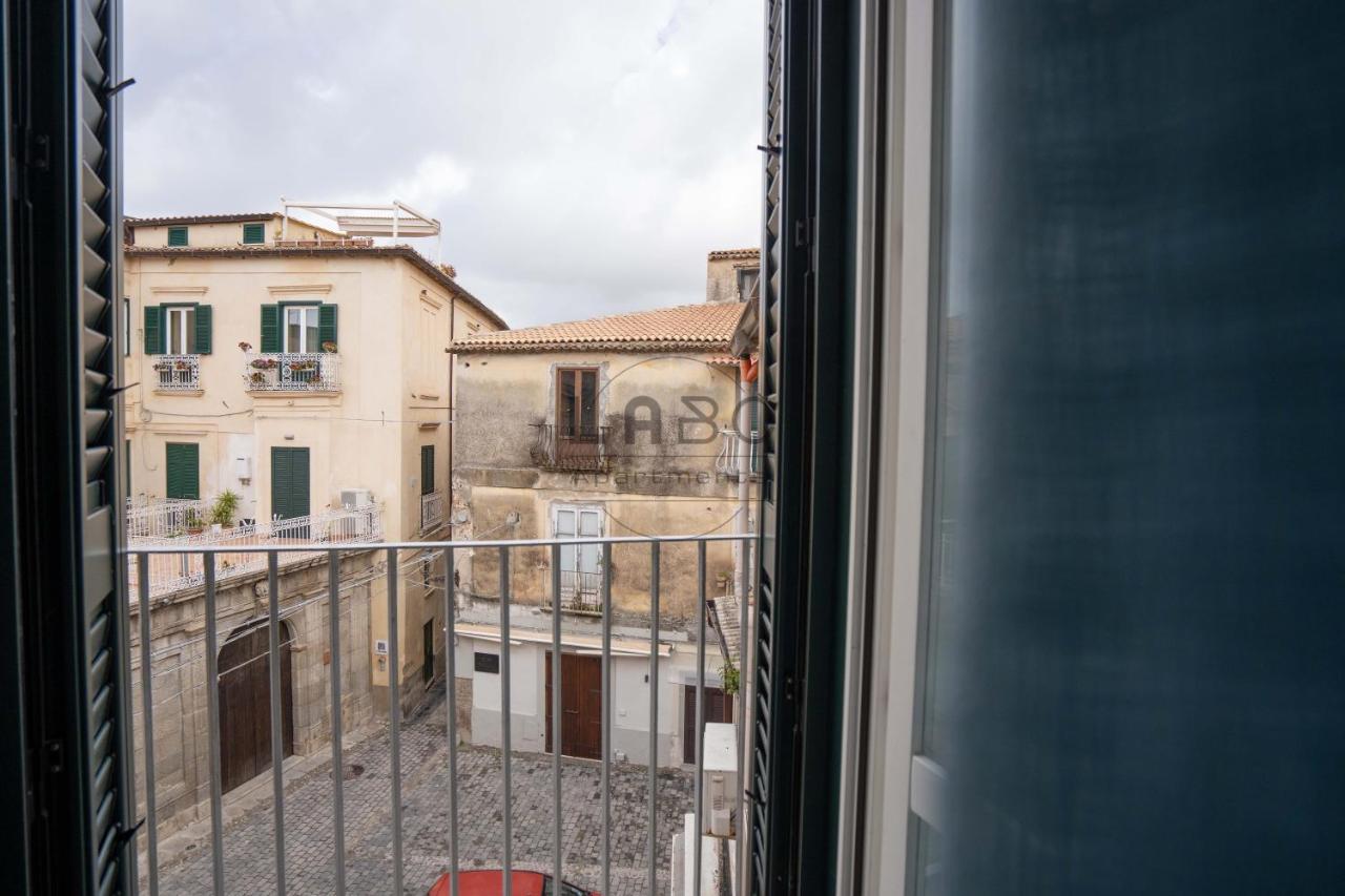 Lullaby Lägenhet Tropea Exteriör bild